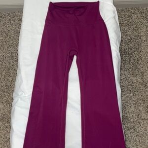 Pink Lily flare leggings